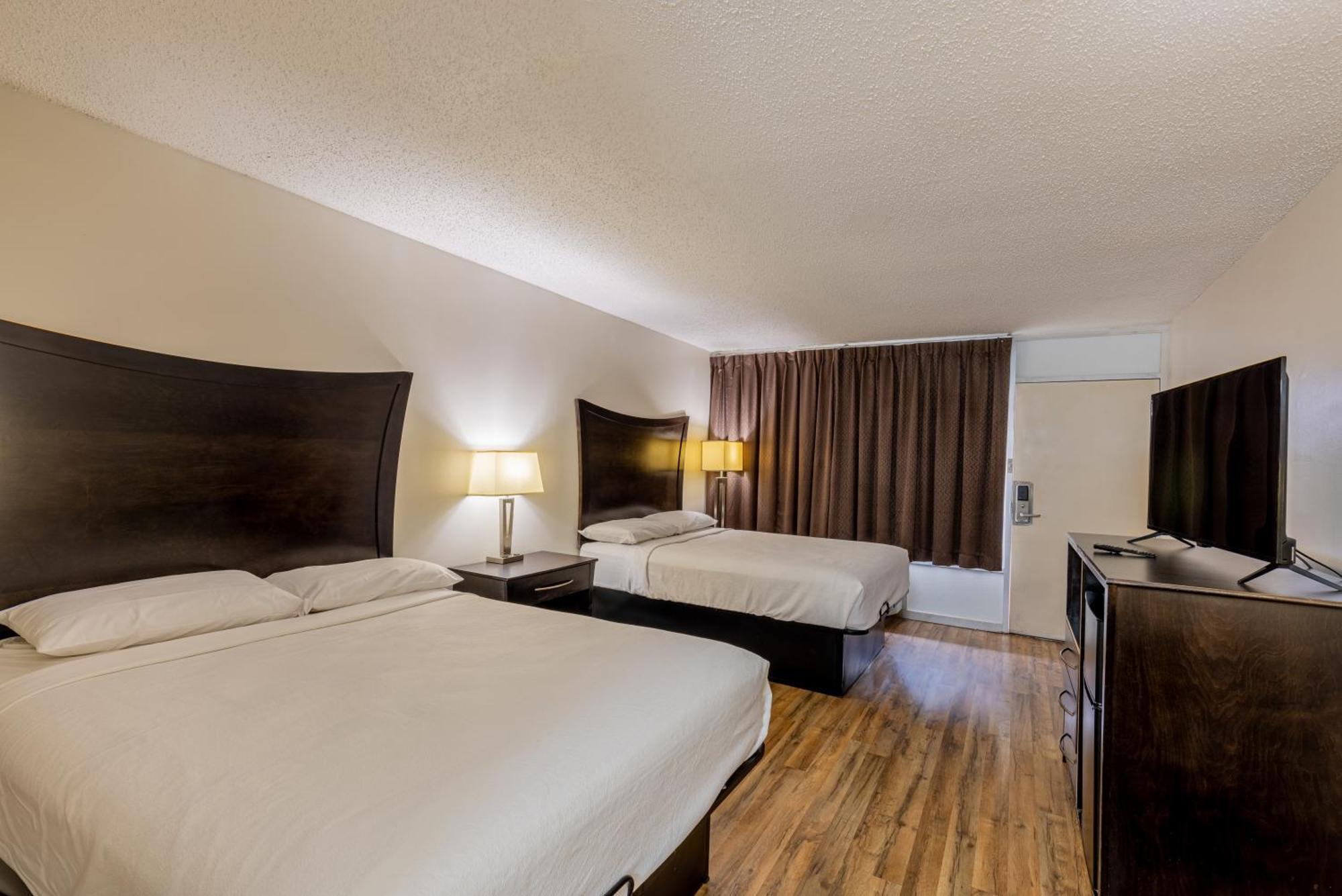 Executive & Motel 2*
