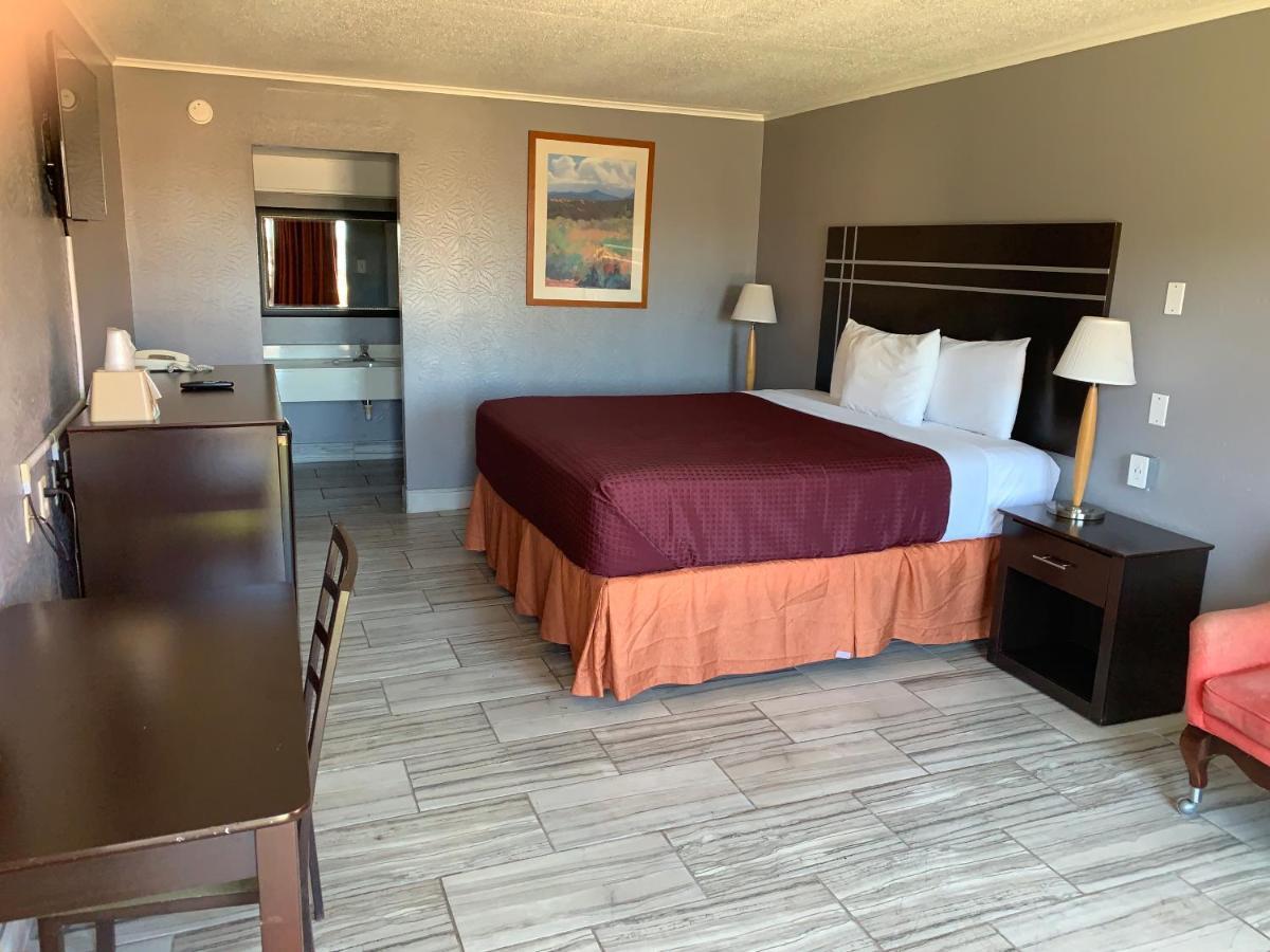 Executive & Motel